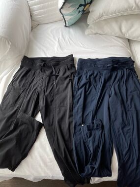 Size 2 (Black)  Lululemon dance studio midrise cropped pants